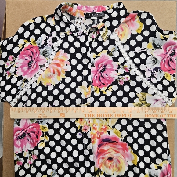 0029 Cirana Polka Dot Floral Lace Button Up Black White Pink Office Size Medium - Picture 9 of 14